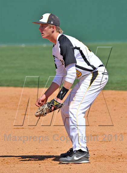 Thumbnail 3 in Royse City @ Garland photogallery.