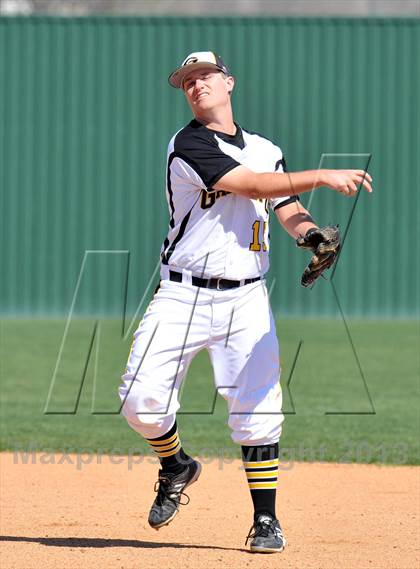 Thumbnail 3 in Royse City @ Garland photogallery.