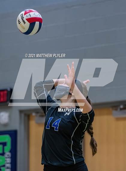 Thumbnail 1 in McMichael vs Foard (NCHSAA 2A Final) (1 of 2 - the game) photogallery.