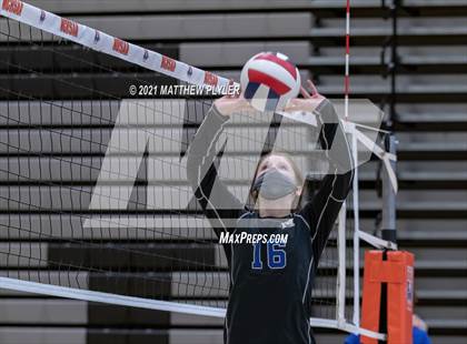 Thumbnail 1 in McMichael vs Foard (NCHSAA 2A Final) (1 of 2 - the game) photogallery.