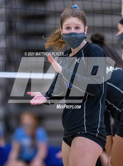Thumbnail 1 in McMichael vs Foard (NCHSAA 2A Final) (1 of 2 - the game) photogallery.
