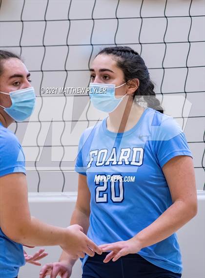 Thumbnail 3 in McMichael vs Foard (NCHSAA 2A Final) (1 of 2 - the game) photogallery.