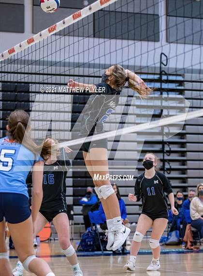 Thumbnail 1 in McMichael vs Foard (NCHSAA 2A Final) (1 of 2 - the game) photogallery.