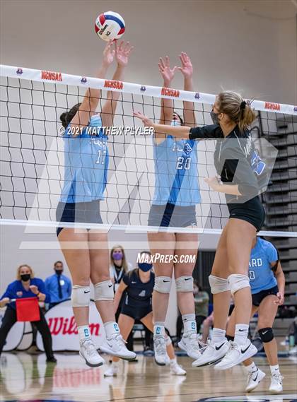 Thumbnail 3 in McMichael vs Foard (NCHSAA 2A Final) (1 of 2 - the game) photogallery.