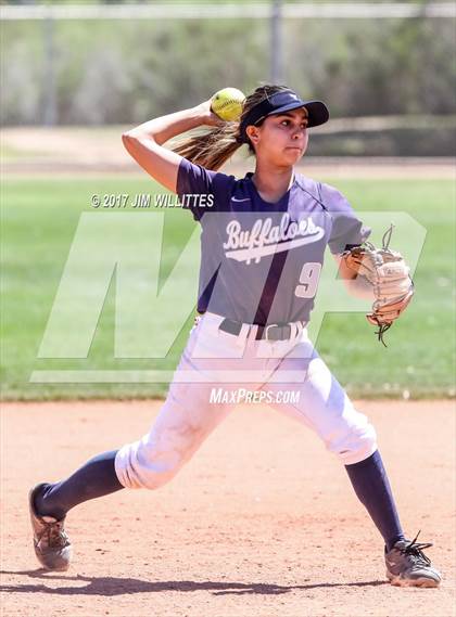 Thumbnail 3 in Saguaro vs. Tempe (Chandle Prep Softball Classic)  photogallery.