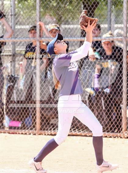 Thumbnail 3 in Saguaro vs. Tempe (Chandle Prep Softball Classic)  photogallery.
