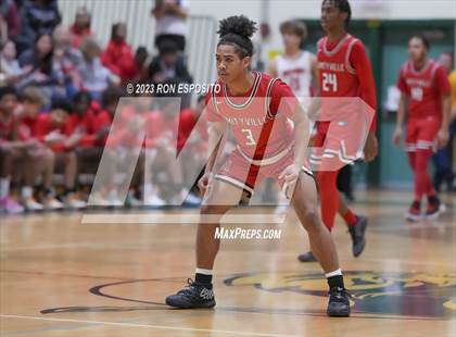Thumbnail 2 in Amityville vs Mount Sinai (NYSPHSAA Section XI Class A Semifinal) photogallery.