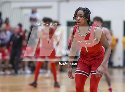 Thumbnail 3 in Amityville vs Mount Sinai (NYSPHSAA Section XI Class A Semifinal) photogallery.