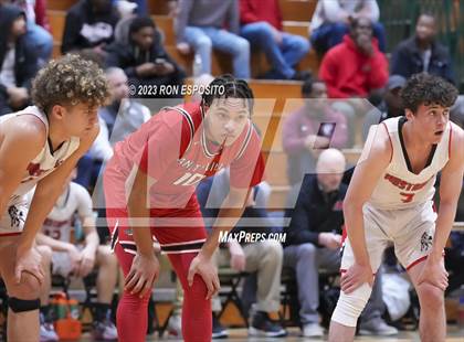 Thumbnail 2 in Amityville vs Mount Sinai (NYSPHSAA Section XI Class A Semifinal) photogallery.