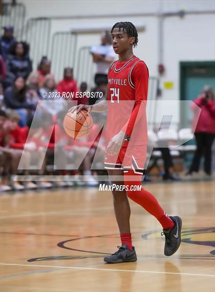 Thumbnail 1 in Amityville vs Mount Sinai (NYSPHSAA Section XI Class A Semifinal) photogallery.