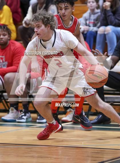 Thumbnail 1 in Amityville vs Mount Sinai (NYSPHSAA Section XI Class A Semifinal) photogallery.