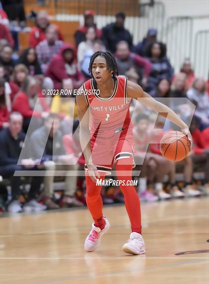 Thumbnail 3 in Amityville vs Mount Sinai (NYSPHSAA Section XI Class A Semifinal) photogallery.