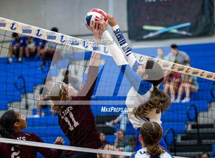 Thumbnail 2 in Brownwood @ Lampasas photogallery.