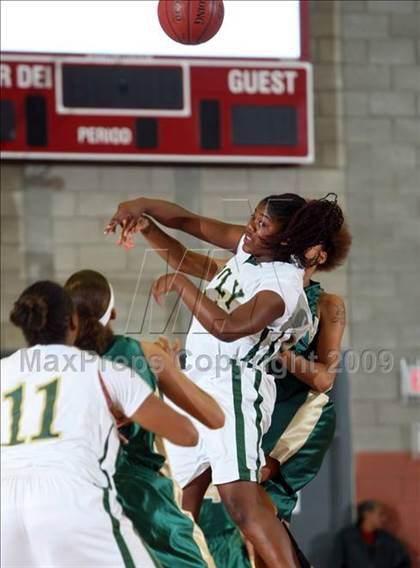 Thumbnail 3 in Cajon vs. Poly (CIF SS D1-AA Final) photogallery.