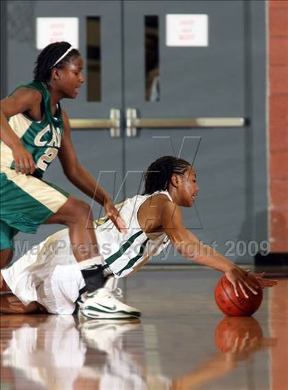 Thumbnail 2 in Cajon vs. Poly (CIF SS D1-AA Final) photogallery.