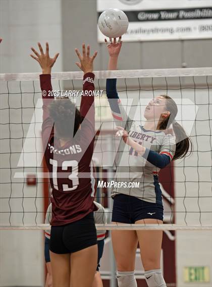 Thumbnail 3 in Liberty @ Independence photogallery.