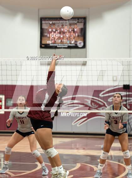 Thumbnail 3 in Liberty @ Independence photogallery.