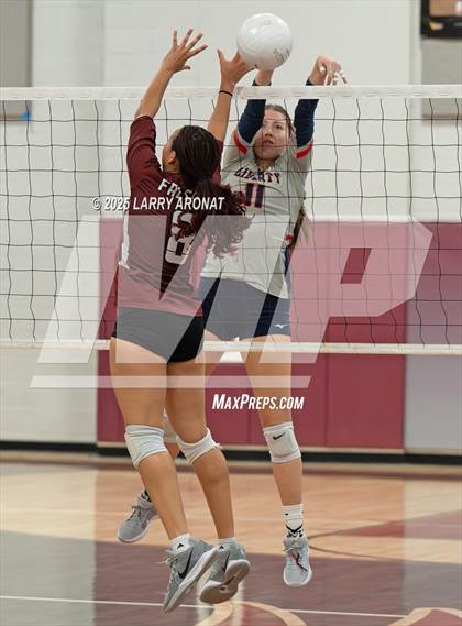 Thumbnail 3 in Liberty @ Independence photogallery.