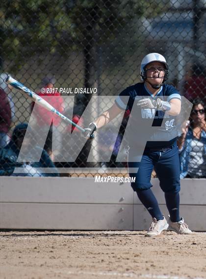Thumbnail 3 in Valor Christian vs. Cheyenne Mountain (CHSAA 4A Regional State Qualifier) photogallery.