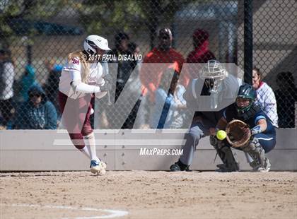 Thumbnail 3 in Valor Christian vs. Cheyenne Mountain (CHSAA 4A Regional State Qualifier) photogallery.