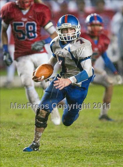 Thumbnail 3 in Serra vs. Folsom (CIF State D2 Final) photogallery.