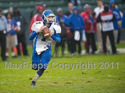 Thumbnail 1 in Serra vs. Folsom (CIF State D2 Final) photogallery.