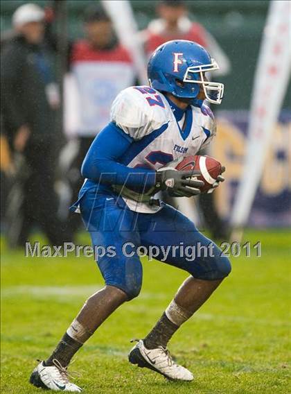 Thumbnail 3 in Serra vs. Folsom (CIF State D2 Final) photogallery.
