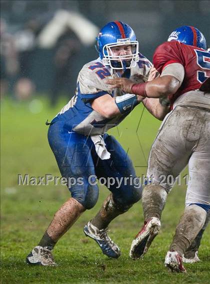 Thumbnail 2 in Serra vs. Folsom (CIF State D2 Final) photogallery.