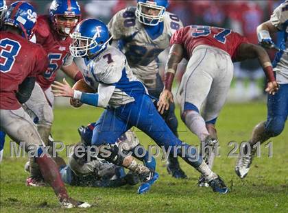 Thumbnail 2 in Serra vs. Folsom (CIF State D2 Final) photogallery.