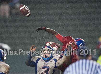 Thumbnail 3 in Serra vs. Folsom (CIF State D2 Final) photogallery.