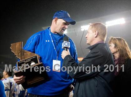Thumbnail 1 in Serra vs. Folsom (CIF State D2 Final) photogallery.