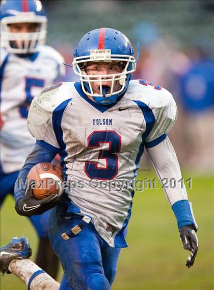 Thumbnail 3 in Serra vs. Folsom (CIF State D2 Final) photogallery.