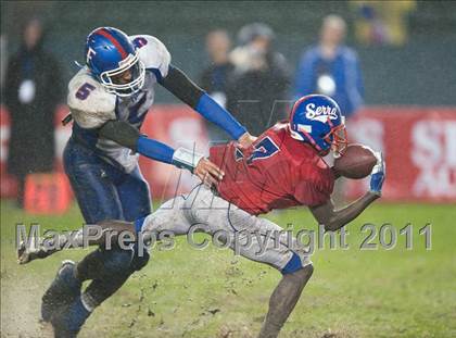 Thumbnail 1 in Serra vs. Folsom (CIF State D2 Final) photogallery.
