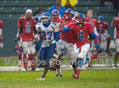 Thumbnail 2 in Serra vs. Folsom (CIF State D2 Final) photogallery.