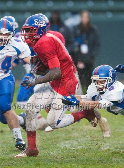Thumbnail 2 in Serra vs. Folsom (CIF State D2 Final) photogallery.