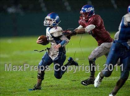 Thumbnail 1 in Serra vs. Folsom (CIF State D2 Final) photogallery.