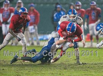 Thumbnail 3 in Serra vs. Folsom (CIF State D2 Final) photogallery.
