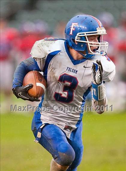 Thumbnail 1 in Serra vs. Folsom (CIF State D2 Final) photogallery.