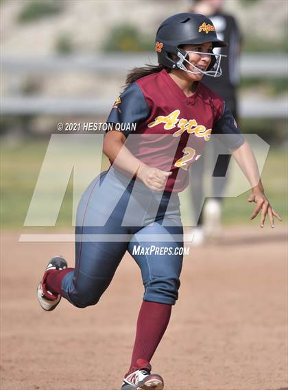 Thumbnail 3 in Esperanza @ Brea Olinda photogallery.