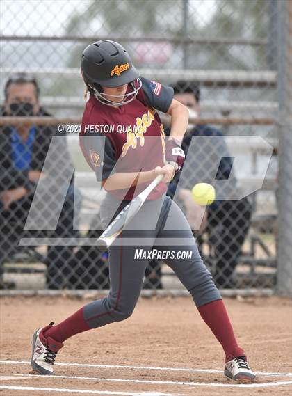 Thumbnail 3 in Esperanza @ Brea Olinda photogallery.