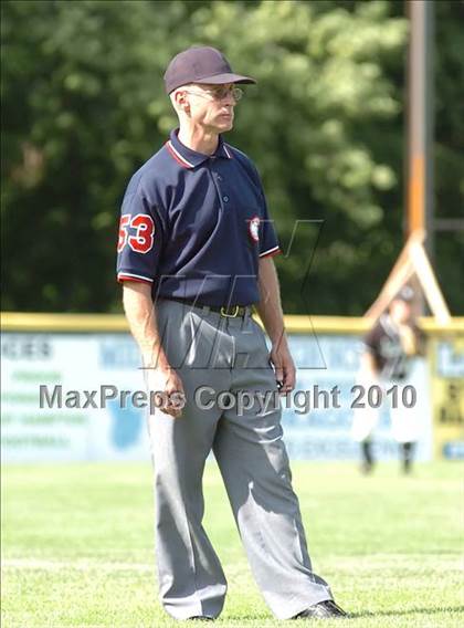 Thumbnail 3 in Conard @ Xavier (CIAC Class LL Playoffs) photogallery.