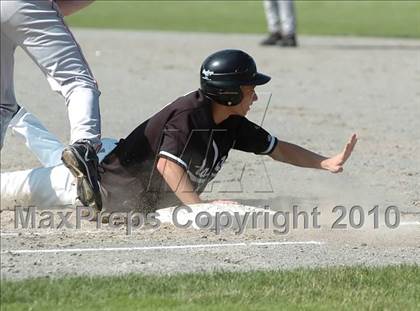 Thumbnail 1 in Conard @ Xavier (CIAC Class LL Playoffs) photogallery.