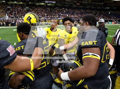 Thumbnail 1 in Army All American Bowl photogallery.