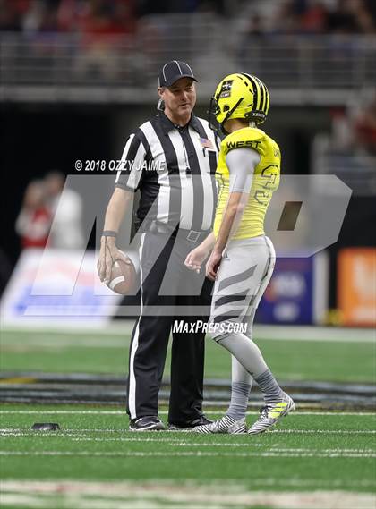 Thumbnail 1 in Army All American Bowl photogallery.