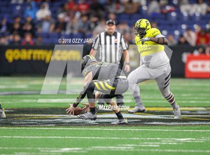 Thumbnail 1 in Army All American Bowl photogallery.