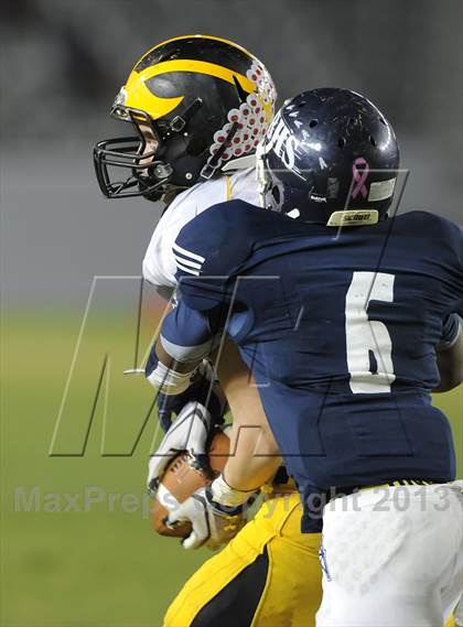 Thumbnail 2 in Del Oro vs. Bakersfield (CIF State D1 Final) photogallery.