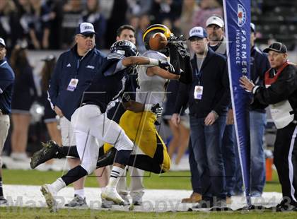 Thumbnail 2 in Del Oro vs. Bakersfield (CIF State D1 Final) photogallery.