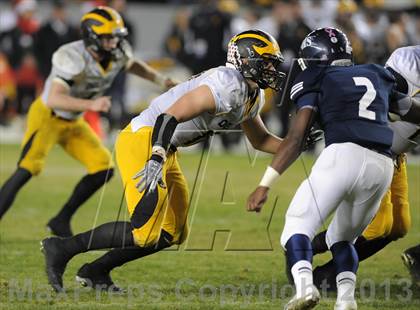 Thumbnail 1 in Del Oro vs. Bakersfield (CIF State D1 Final) photogallery.