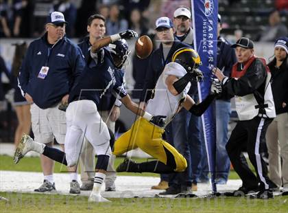 Thumbnail 3 in Del Oro vs. Bakersfield (CIF State D1 Final) photogallery.