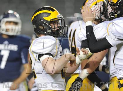 Thumbnail 3 in Del Oro vs. Bakersfield (CIF State D1 Final) photogallery.